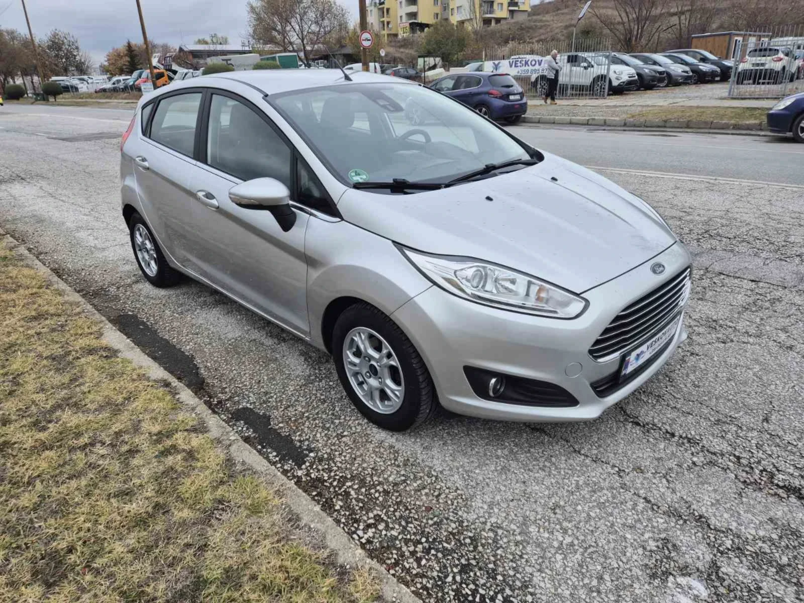 Ford Fiesta 1.5 Titanium  - изображение 3