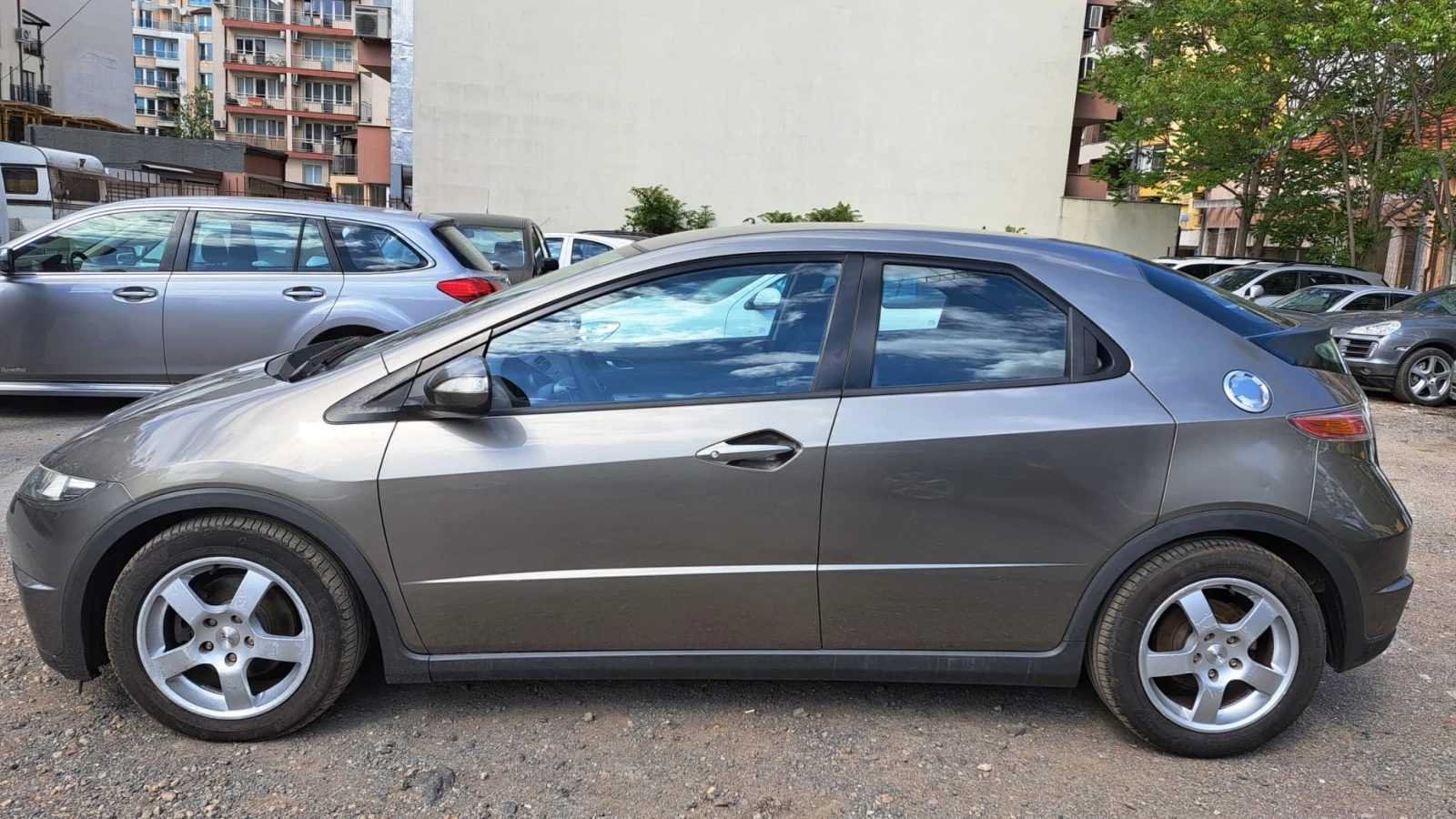 Honda Civic 1.8 БЕНЗИН ! АВТОМАТИК - изображение 2