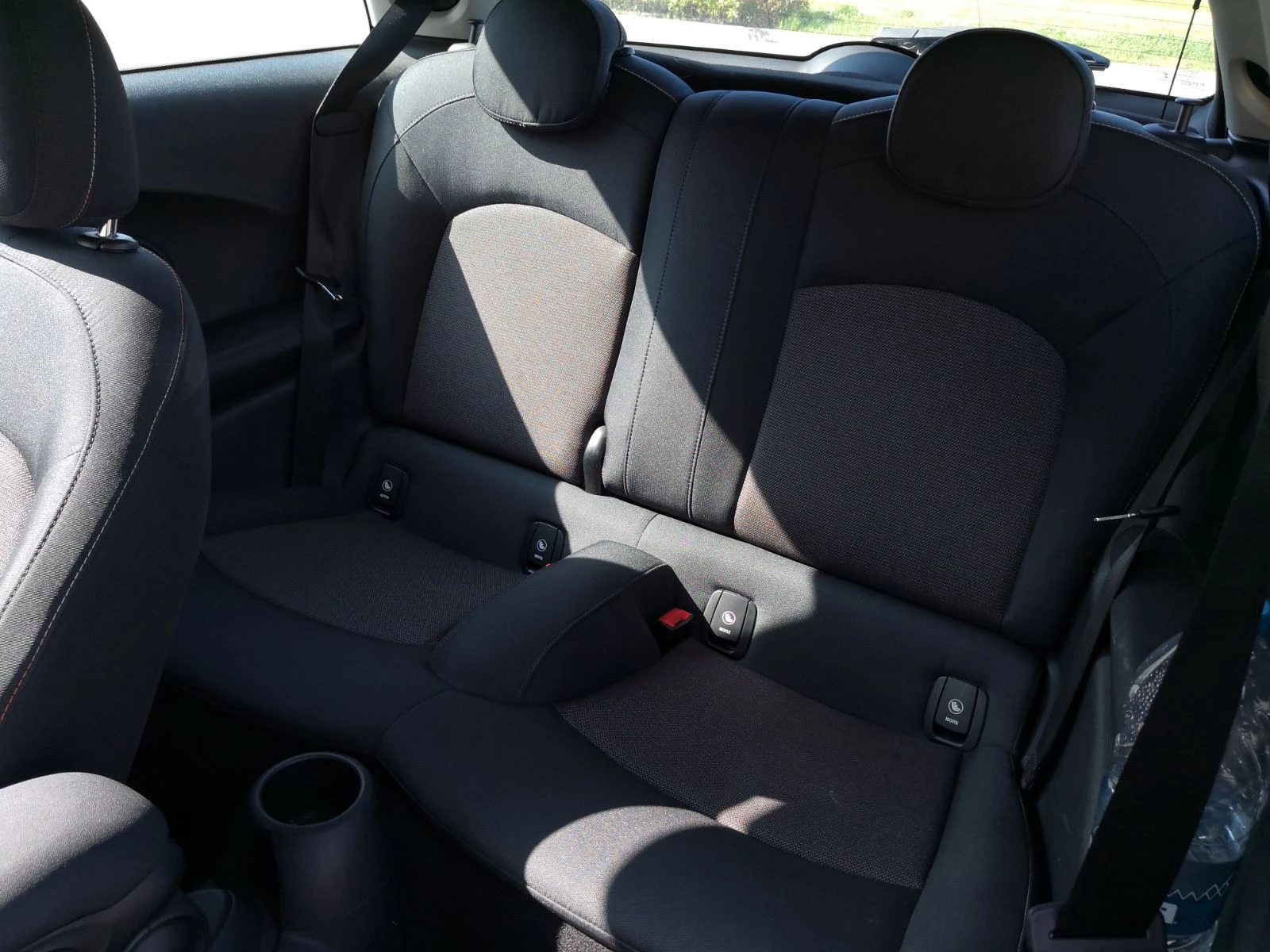 Mini Cooper F56 1.5T 136HP - Първи Собственик - изображение 9