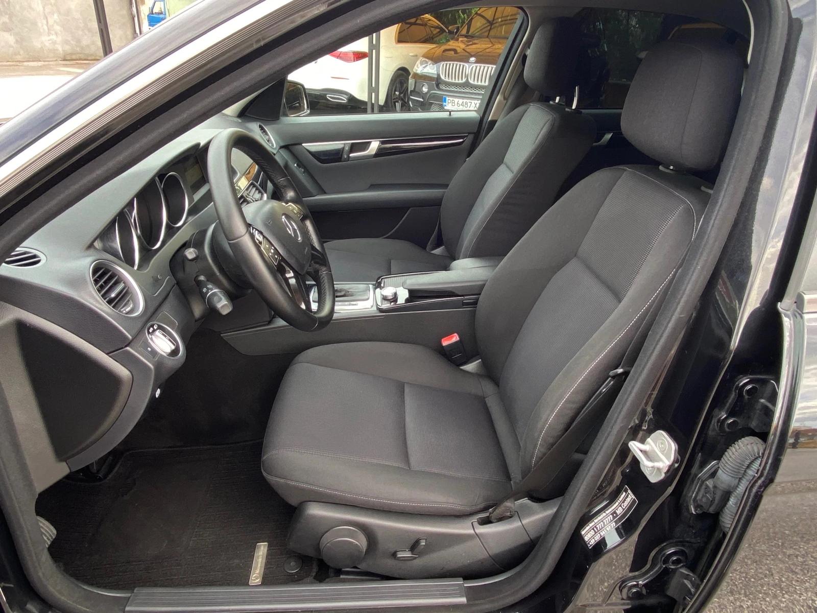 Mercedes-Benz C 200 2.2CDI FACELIFT 7G 100% РЕАЛНИ КИЛОМЕТРИ-ДОКАЗУЕМИ - изображение 9