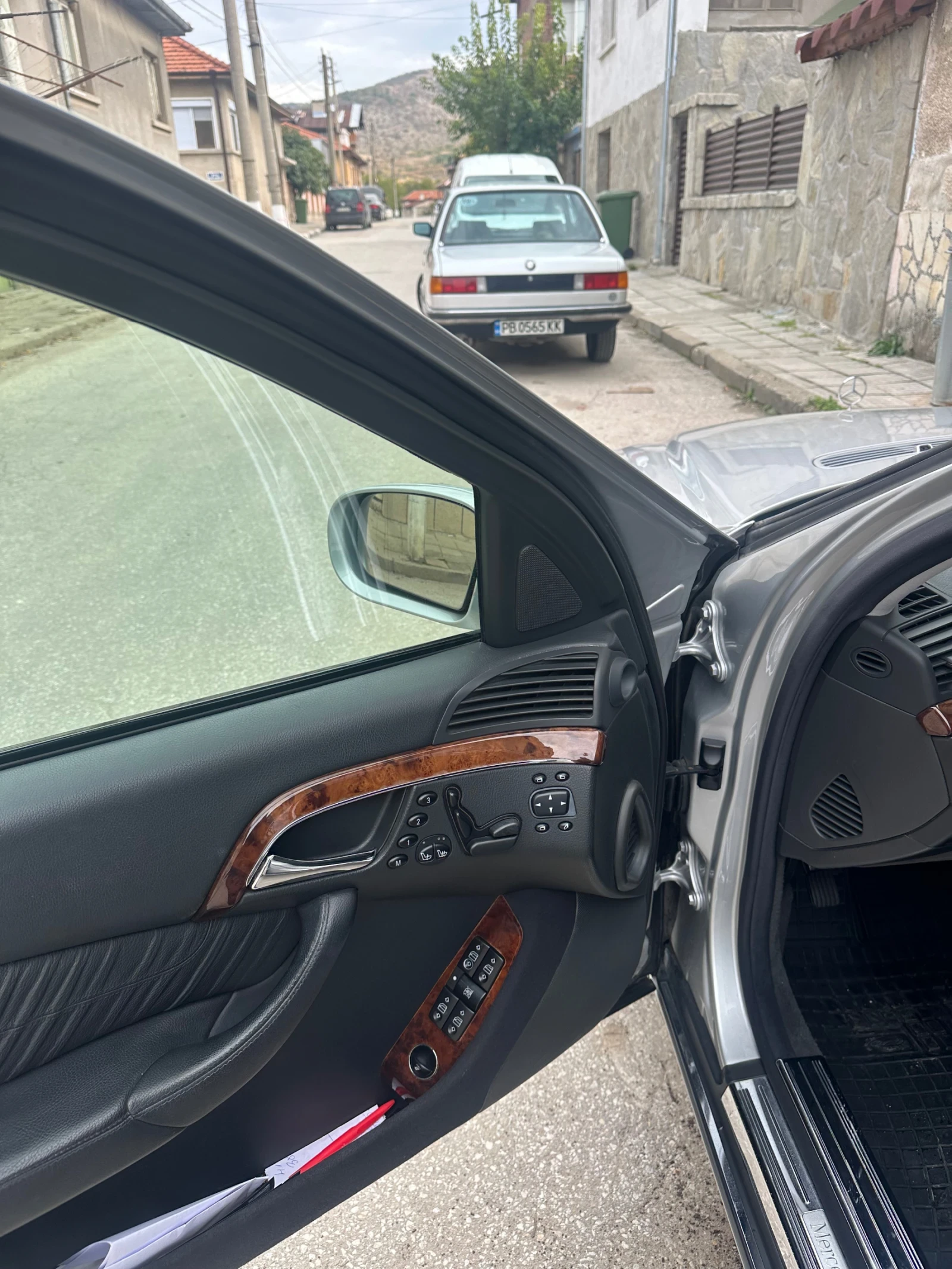 Mercedes-Benz S 320  - изображение 9