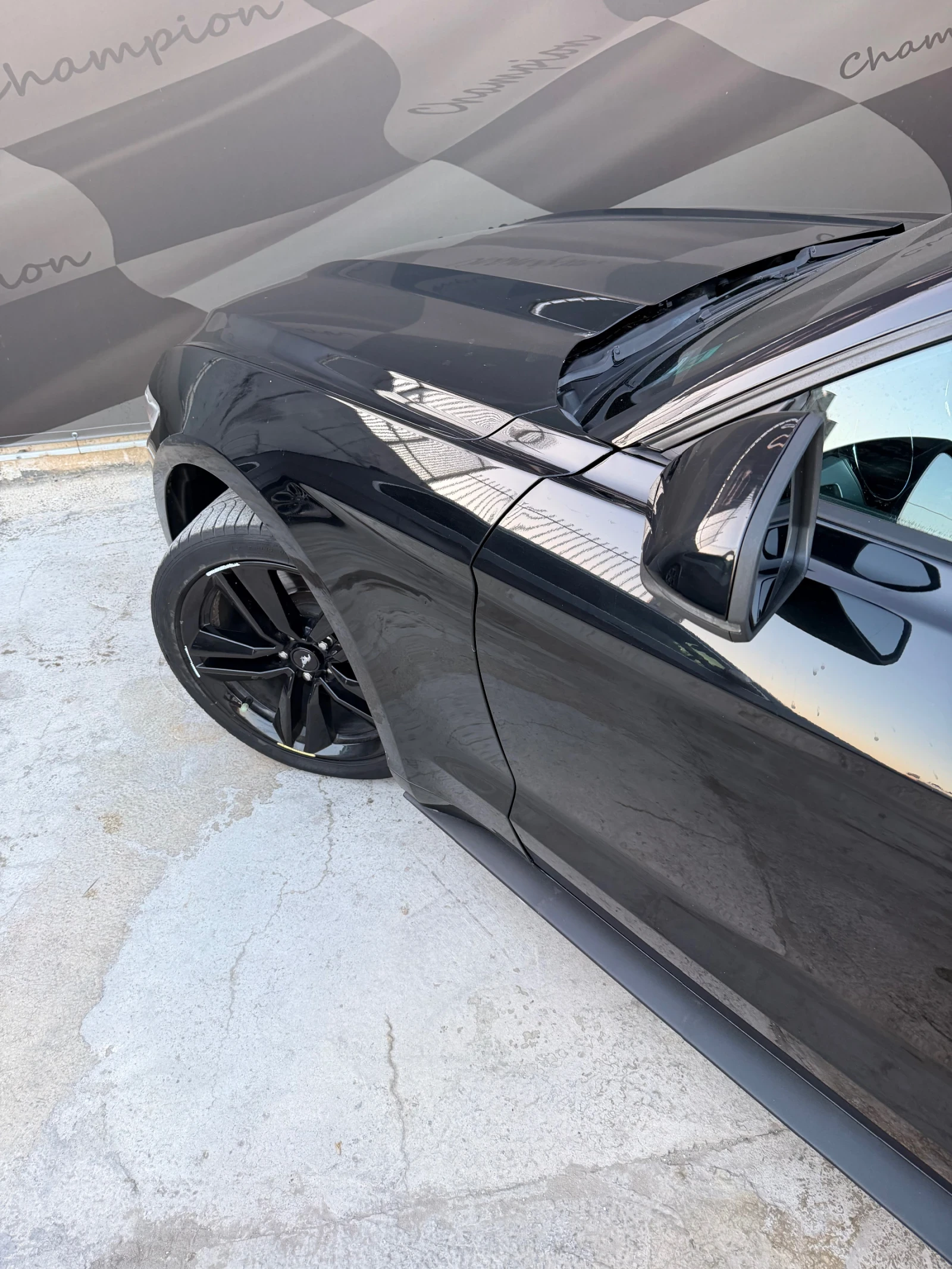 Ford Mustang  - изображение 8