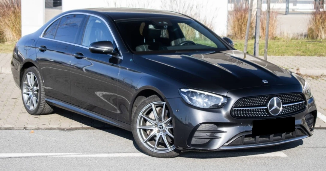 Mercedes-Benz E 220 d 4Matic AMG Line - изображение 3
