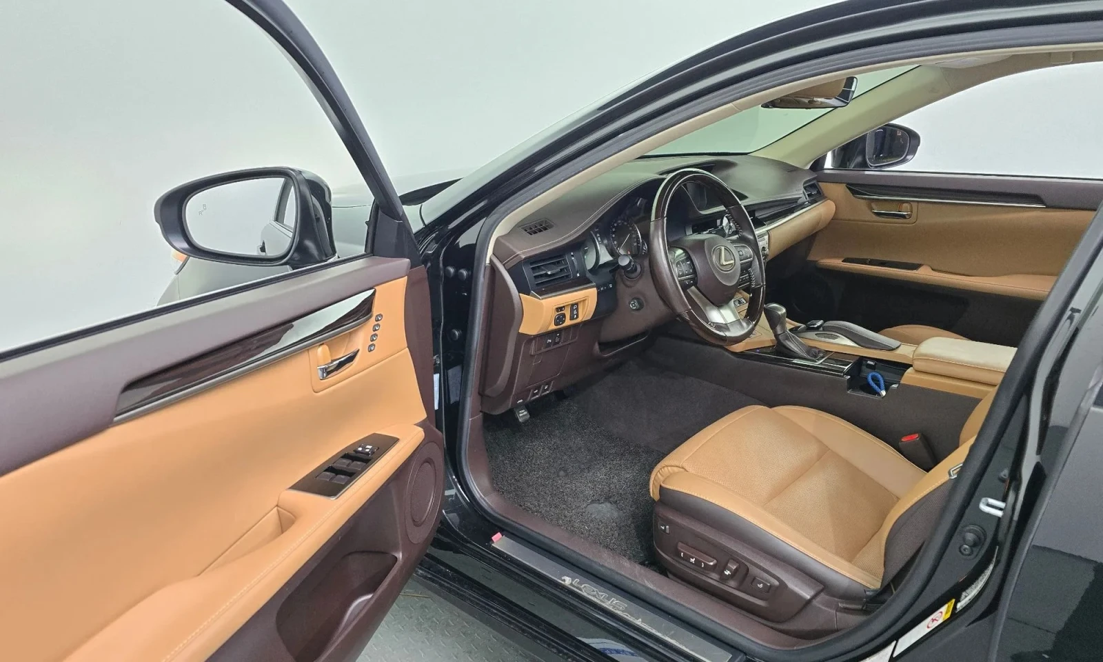 Lexus ES New Es300H Supreme Xv60  - изображение 9