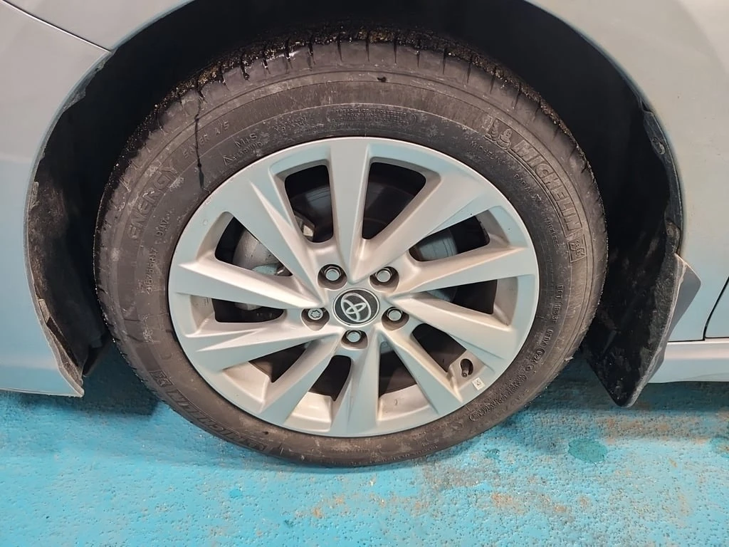 Toyota Camry * SE * CARFAX * AWD *  - изображение 6