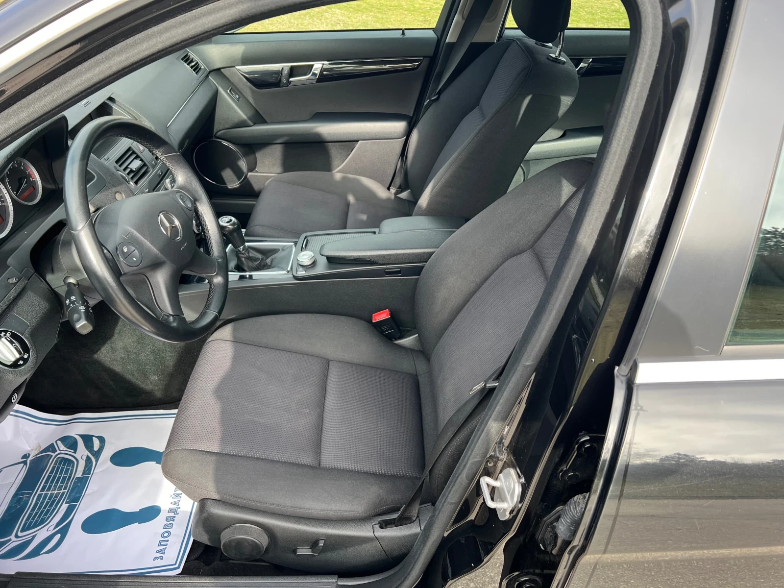 Mercedes-Benz C 180 1.6i, 156k.c KOMPRESSOR, снимка 12 - Автомобили и джипове - 53573127