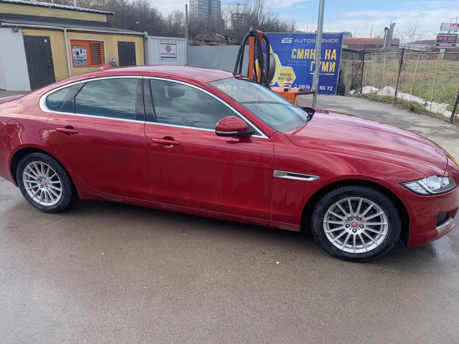 Jaguar Xf 2.0 - изображение 3