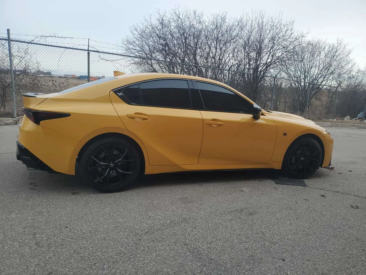 Lexus IS 500 Final Edition Exclusive Color CARFAX, снимка 3 - Автомобили и джипове - 54020455