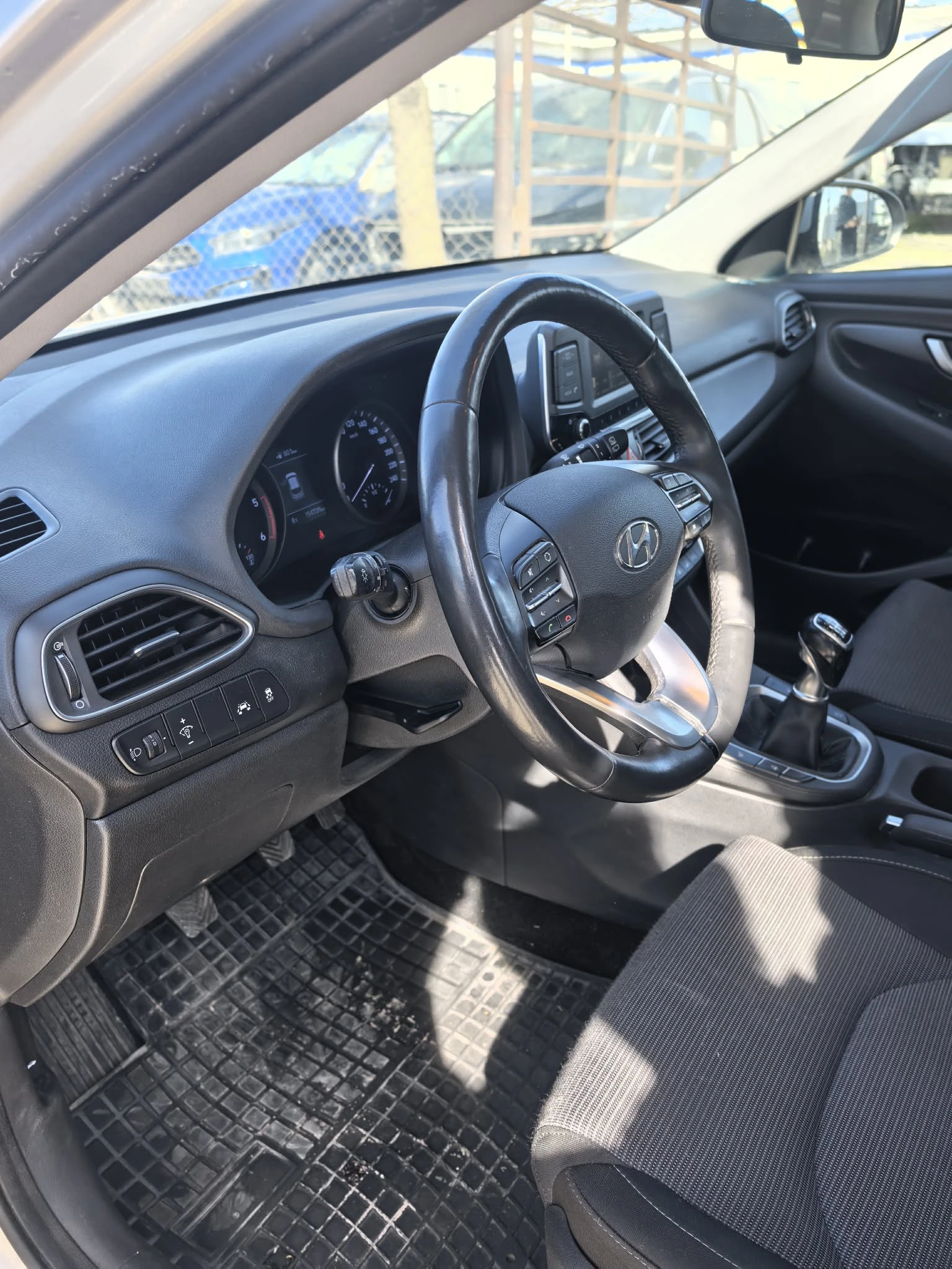 Hyundai I30 1.6 crdi, снимка 12 - Автомобили и джипове - 54113935