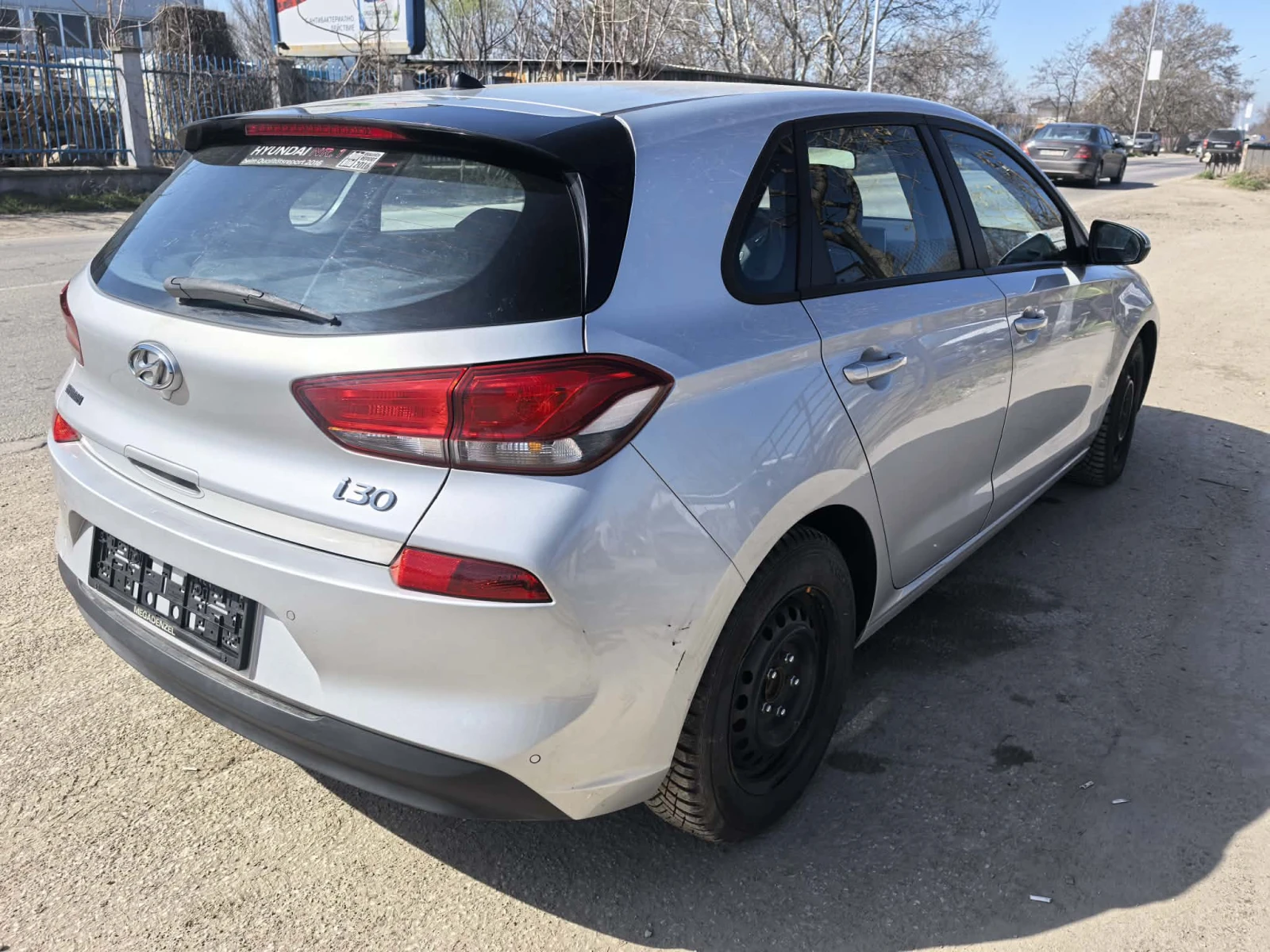 Hyundai I30 1.6 crdi, снимка 5 - Автомобили и джипове - 54113935