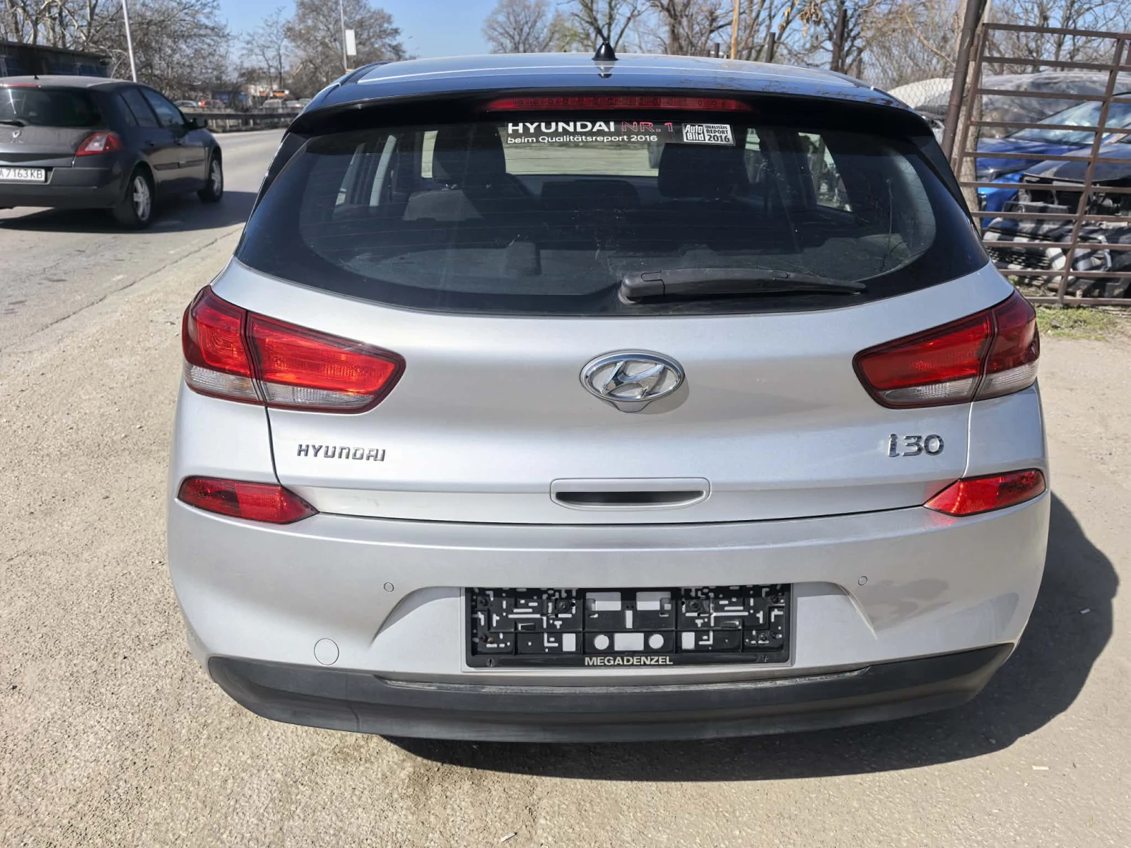 Hyundai I30 1.6 crdi, снимка 4 - Автомобили и джипове - 54113935