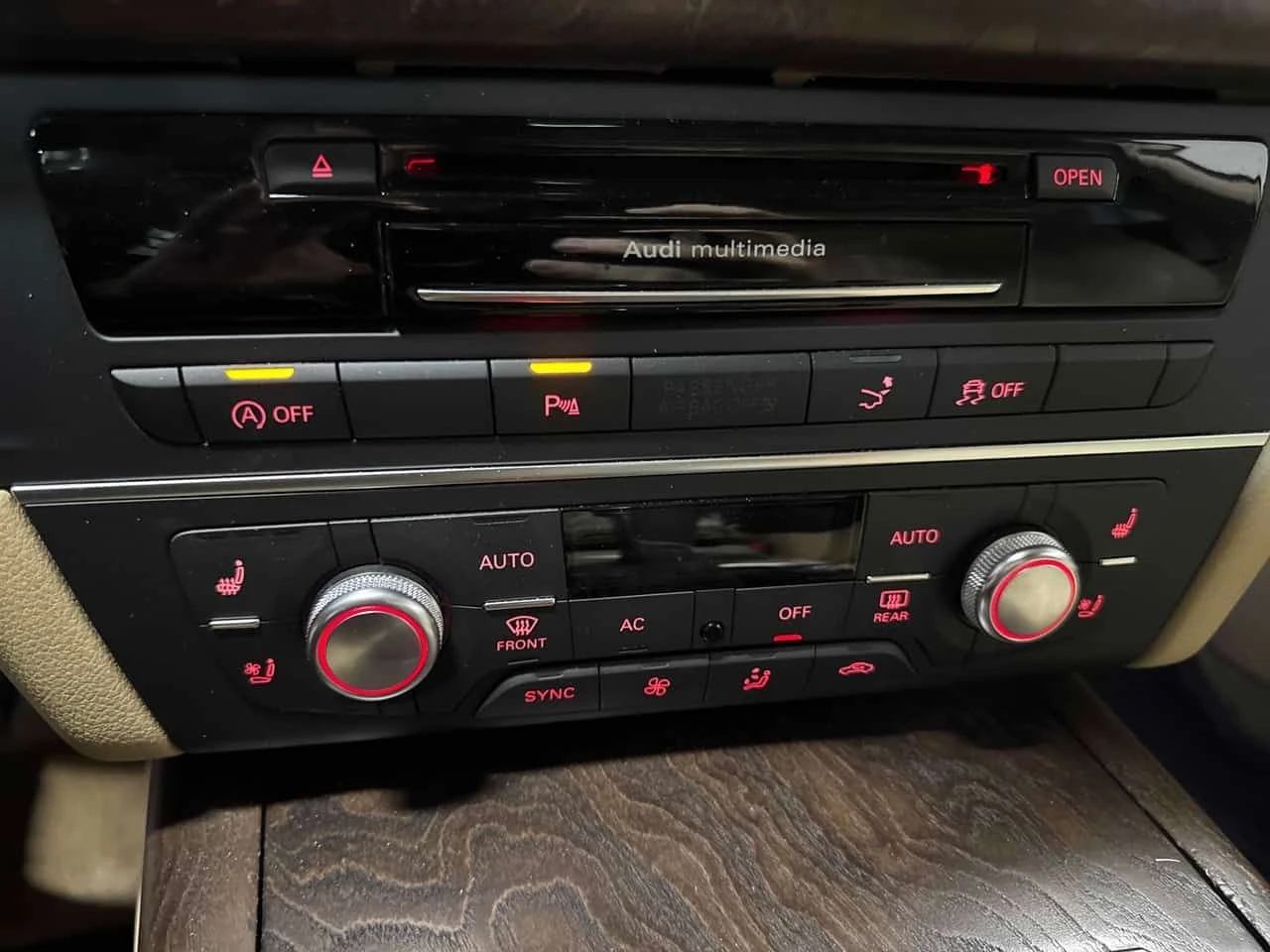 Audi A7 * 3.0 Premium * 360 ������ * �������� * ���������  | Mobile.bg � ����������� 12