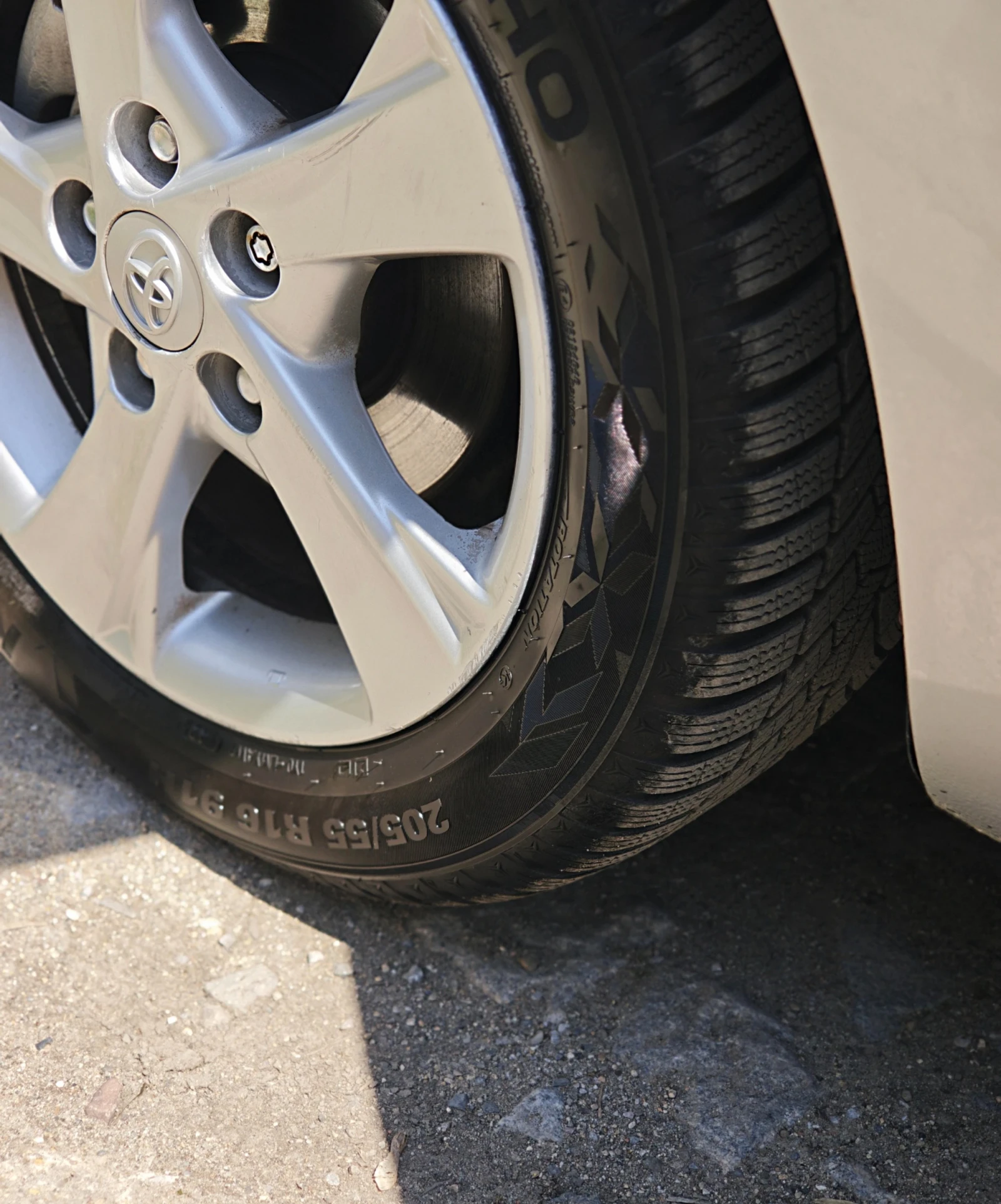 Toyota Auris 1.33/���.���. | Mobile.bg � ����������� 9