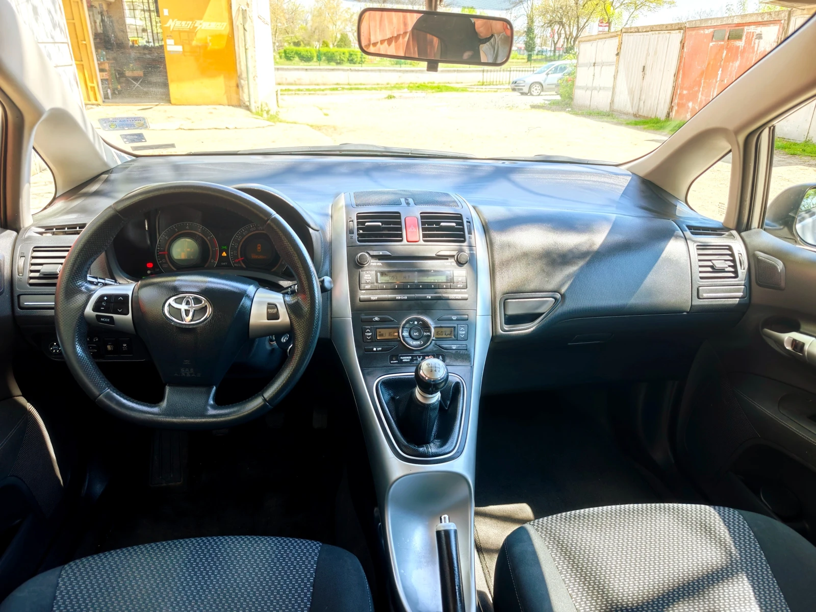 Toyota Auris 1.33/���.���. | Mobile.bg � ����������� 6