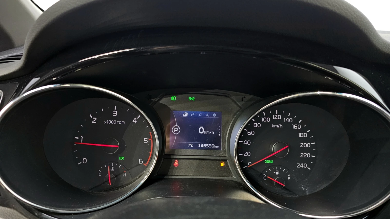 Kia Carnival * ������ ����* CARFAX | Mobile.bg � ����������� 7