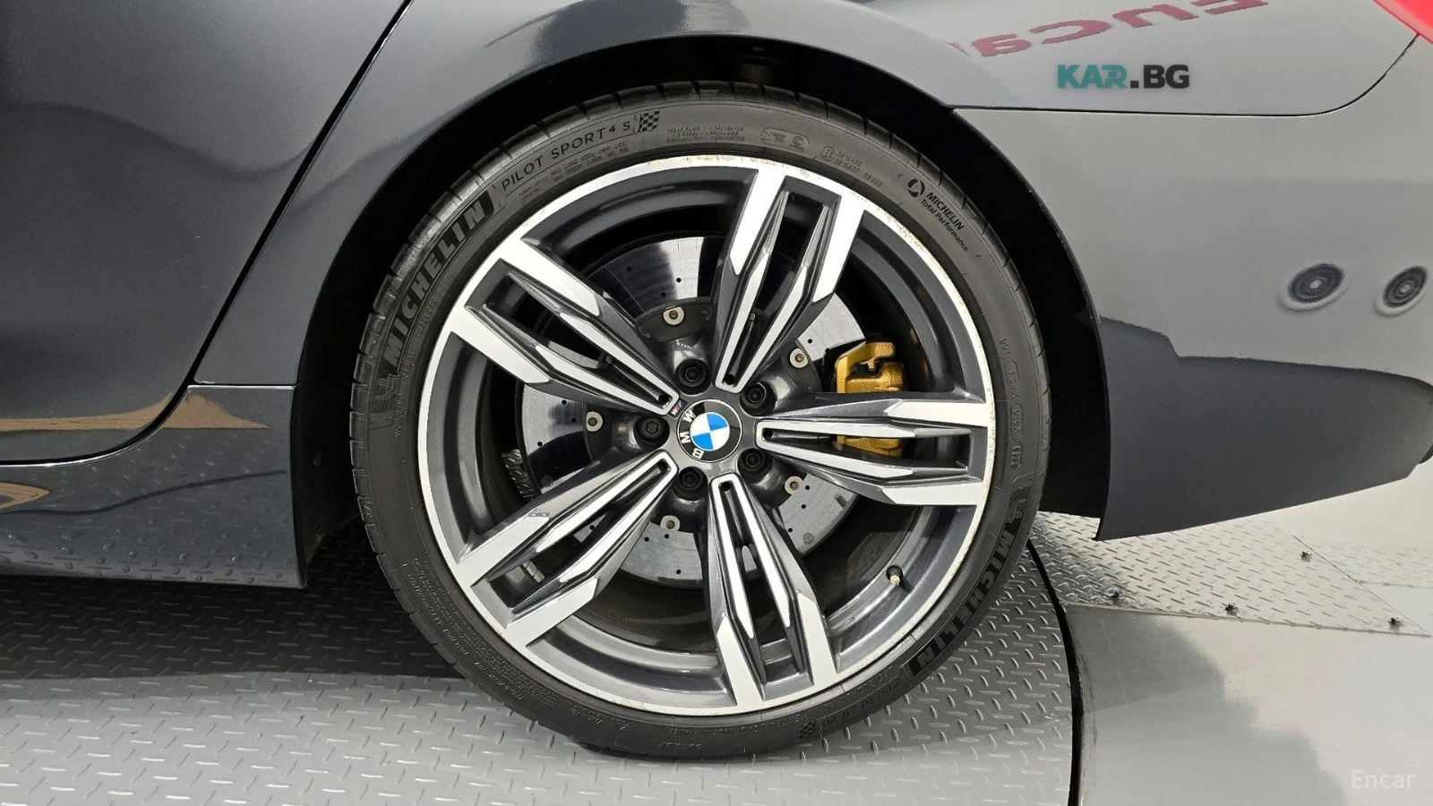 BMW M6 GRAN COUPE* КОЖА* ПОДГРЕВ* ОБДУХВ* ПАНО* HEAD UP* , снимка 5 - Автомобили и джипове - 54972070