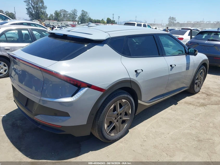 Kia EV6 Light Long Range Rwd, снимка 4 - Автомобили и джипове - 55004679