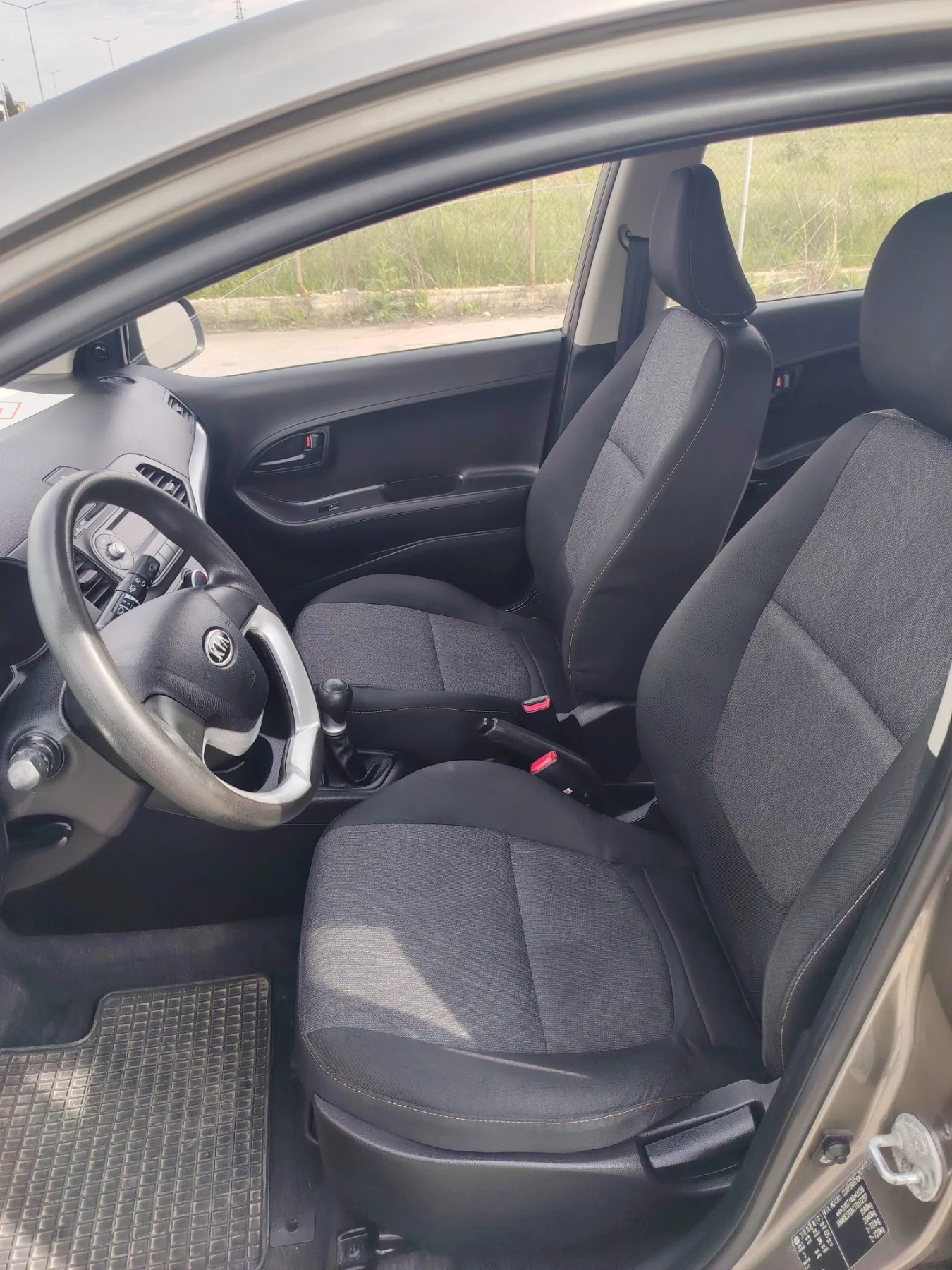 Kia Picanto, снимка 6 - Автомобили и джипове - 55038443