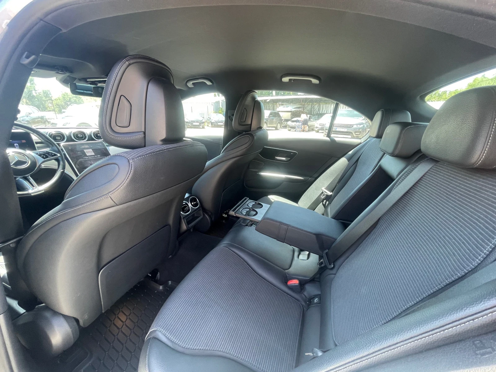 Mercedes-Benz C 220, снимка 15 - Автомобили и джипове - 55087855