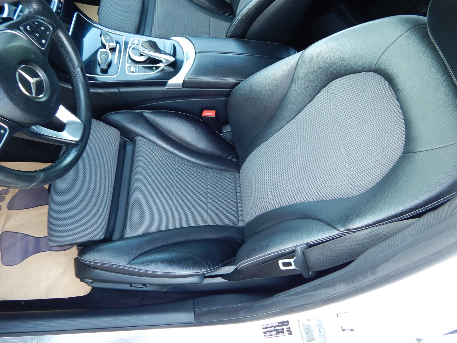 Mercedes-Benz C 220 2.2CDI* AMG* 4matic* 9G-tronic* , снимка 12 - Автомобили и джипове - 55092149