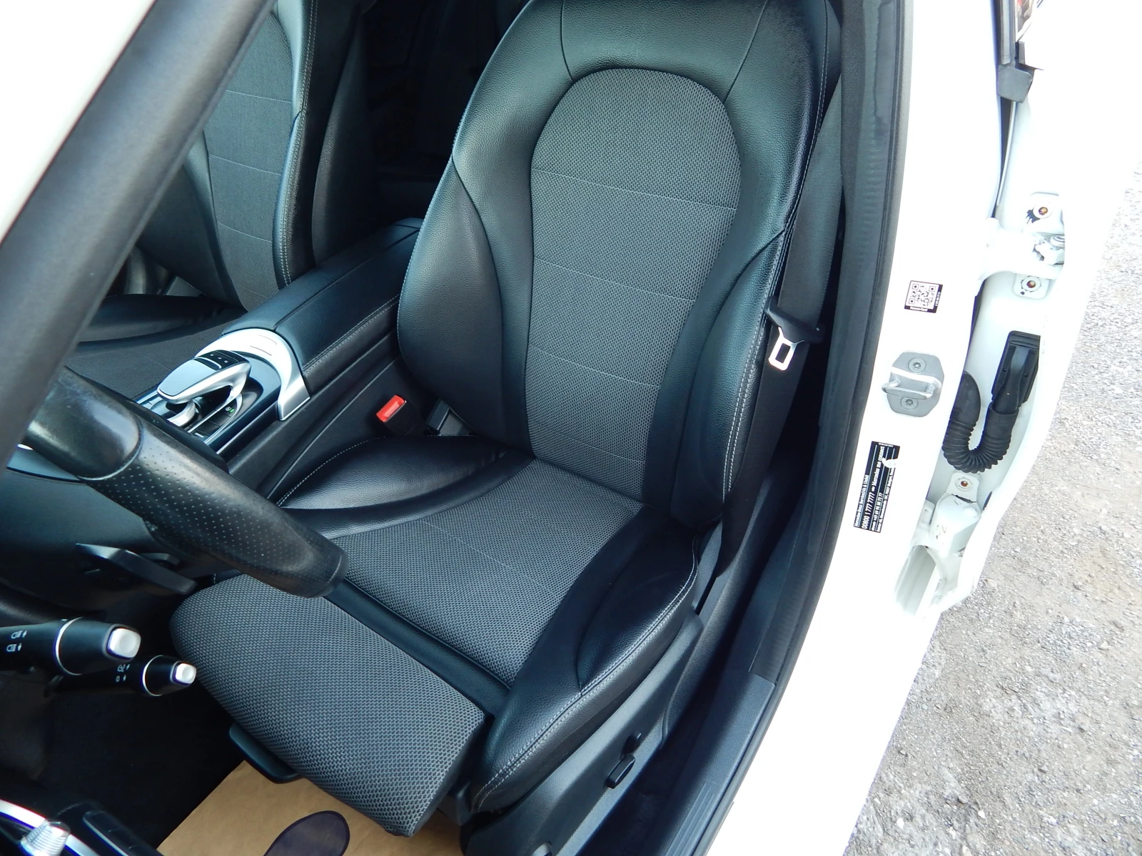 Mercedes-Benz C 220 2.2CDI* AMG* 4matic* 9G-tronic* , снимка 13 - Автомобили и джипове - 55092149