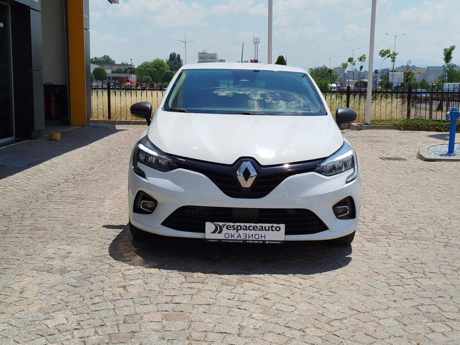 Renault Clio 1.0 TCe/ 100 к.с., снимка 2 - Автомобили и джипове - 55118880