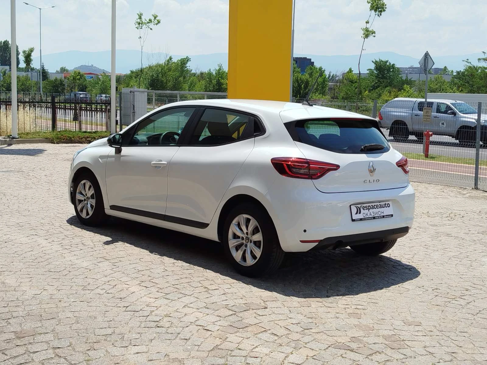 Renault Clio 1.0 TCe/ 100 к.с., снимка 7 - Автомобили и джипове - 55118880