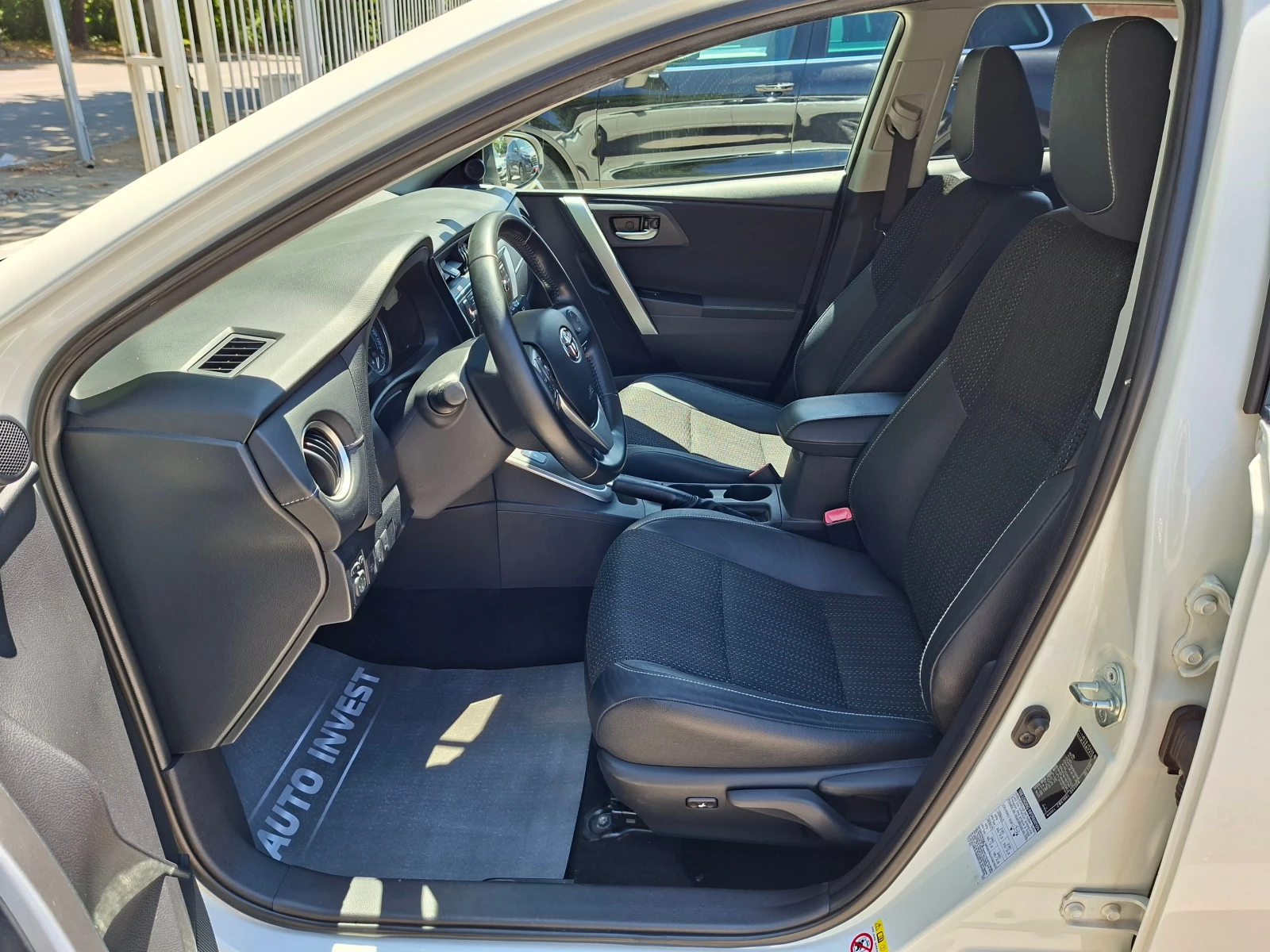 Toyota Auris HYBRID/CAMERA/NAVI/AVTOMAT | Mobile.bg � ����������� 9