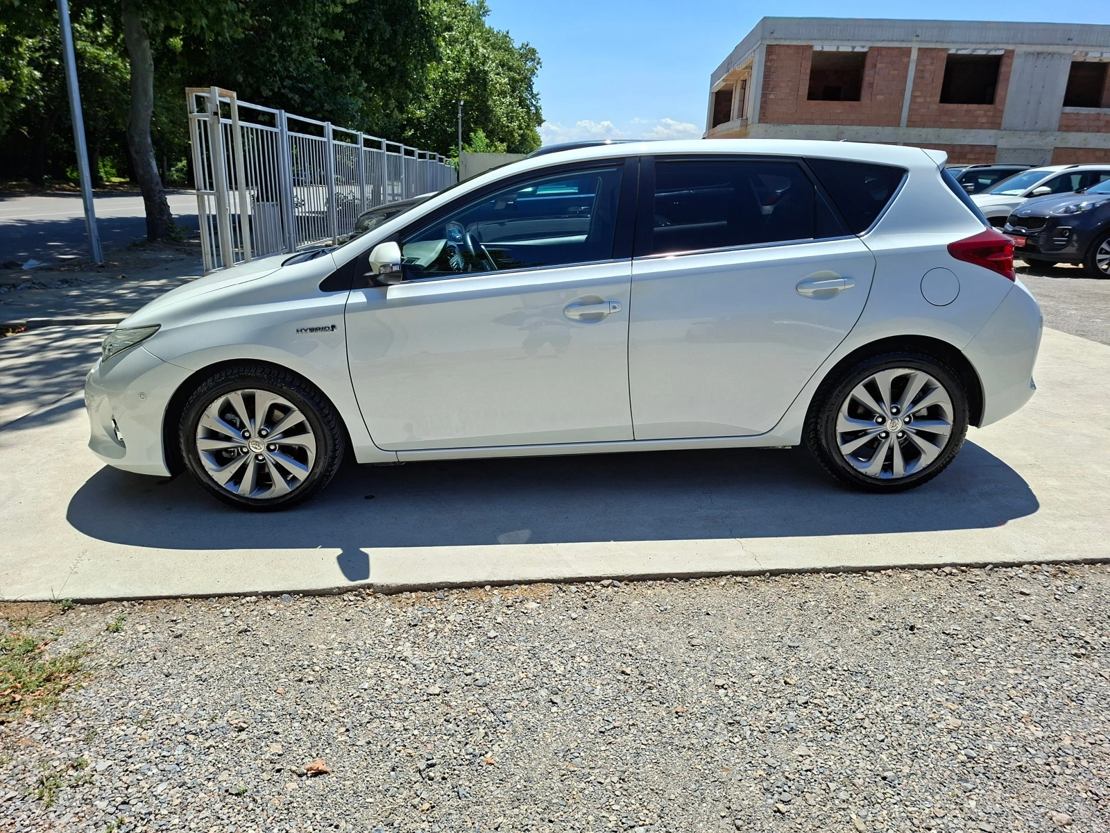 Toyota Auris HYBRID/CAMERA/NAVI/AVTOMAT | Mobile.bg � ����������� 4