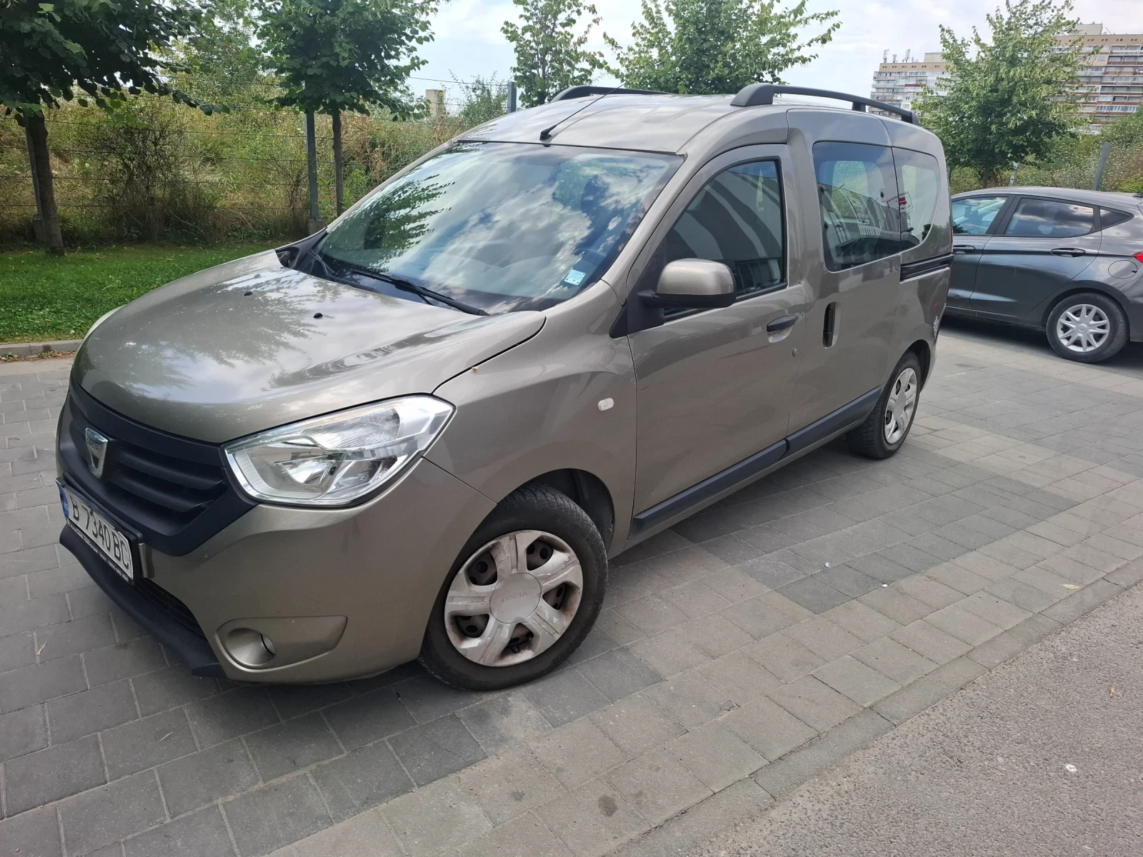 Dacia Dokker, снимка 2 - Автомобили и джипове - 55539557