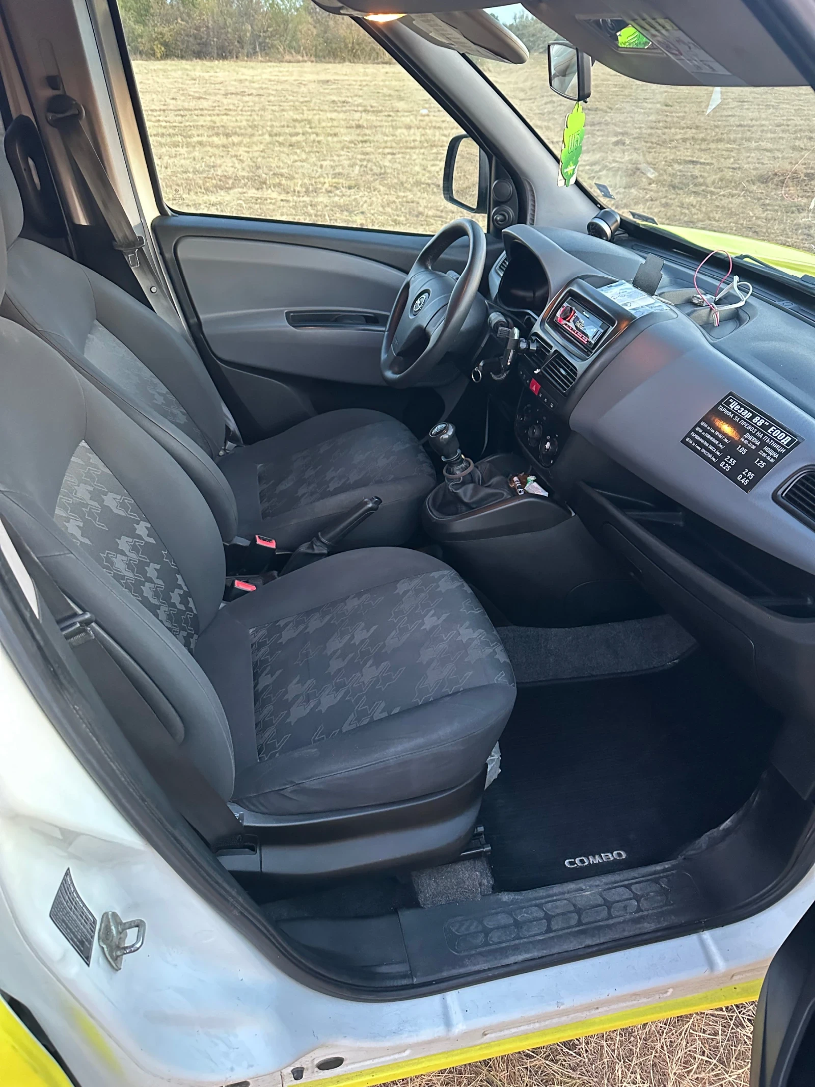 Opel Combo, снимка 5 - Автомобили и джипове - 55701397