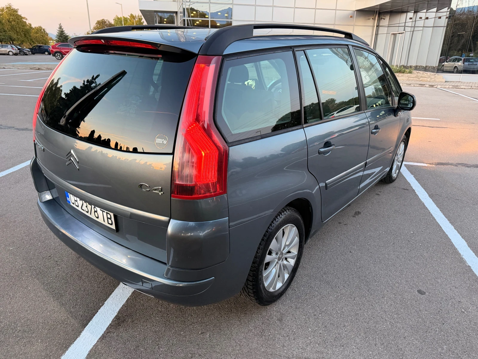 Citroen C4 Picasso Газ.Инж Климатроник, снимка 4 - Автомобили и джипове - 56378708