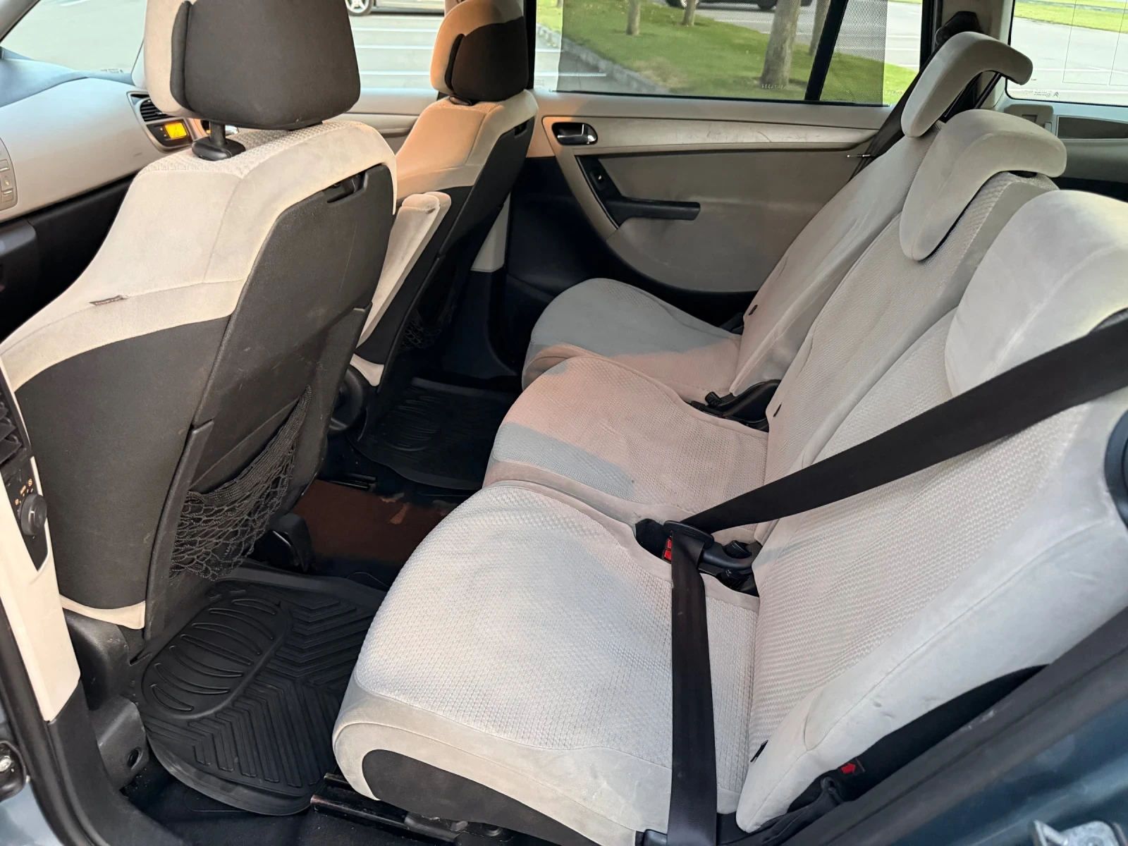 Citroen C4 Picasso Газ.Инж Климатроник, снимка 9 - Автомобили и джипове - 56378708