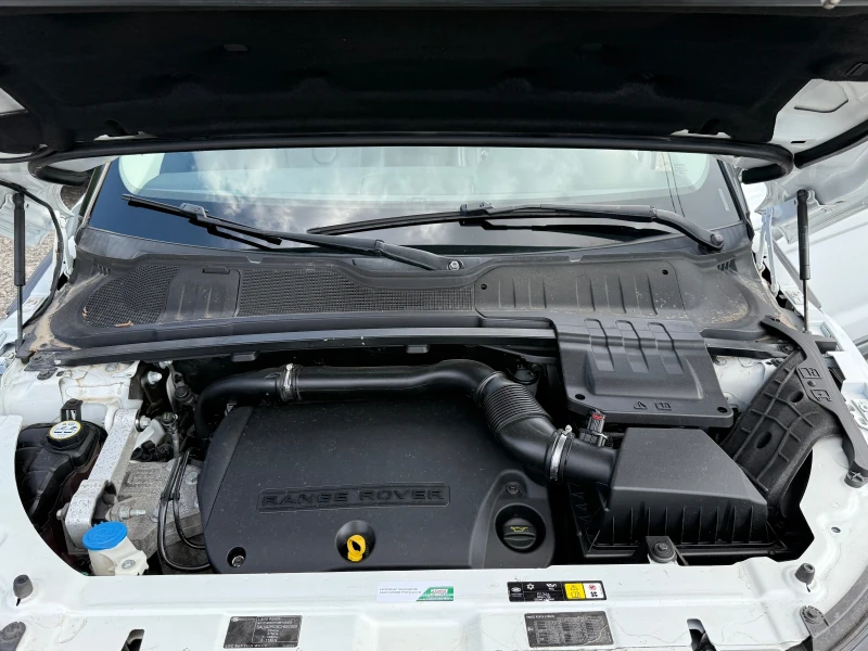 Land Rover Evoque TD4/4x4, снимка 15 - Автомобили и джипове - 51278902