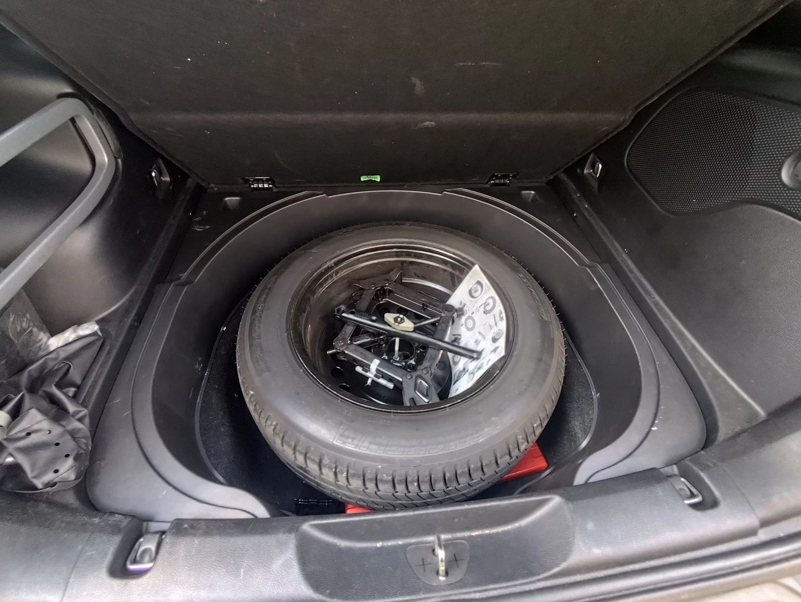 Jeep Cherokee 2.2-115х.км! - изображение 5