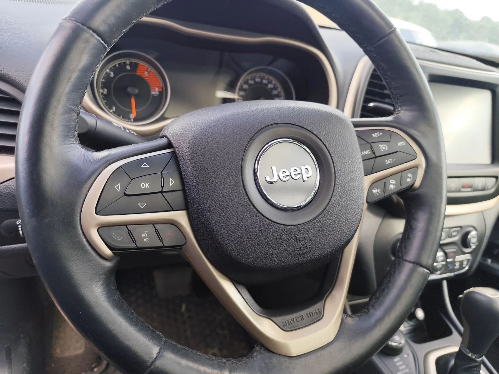 Jeep Cherokee 2.2-115�.��! | Mobile.bg � ����������� 15