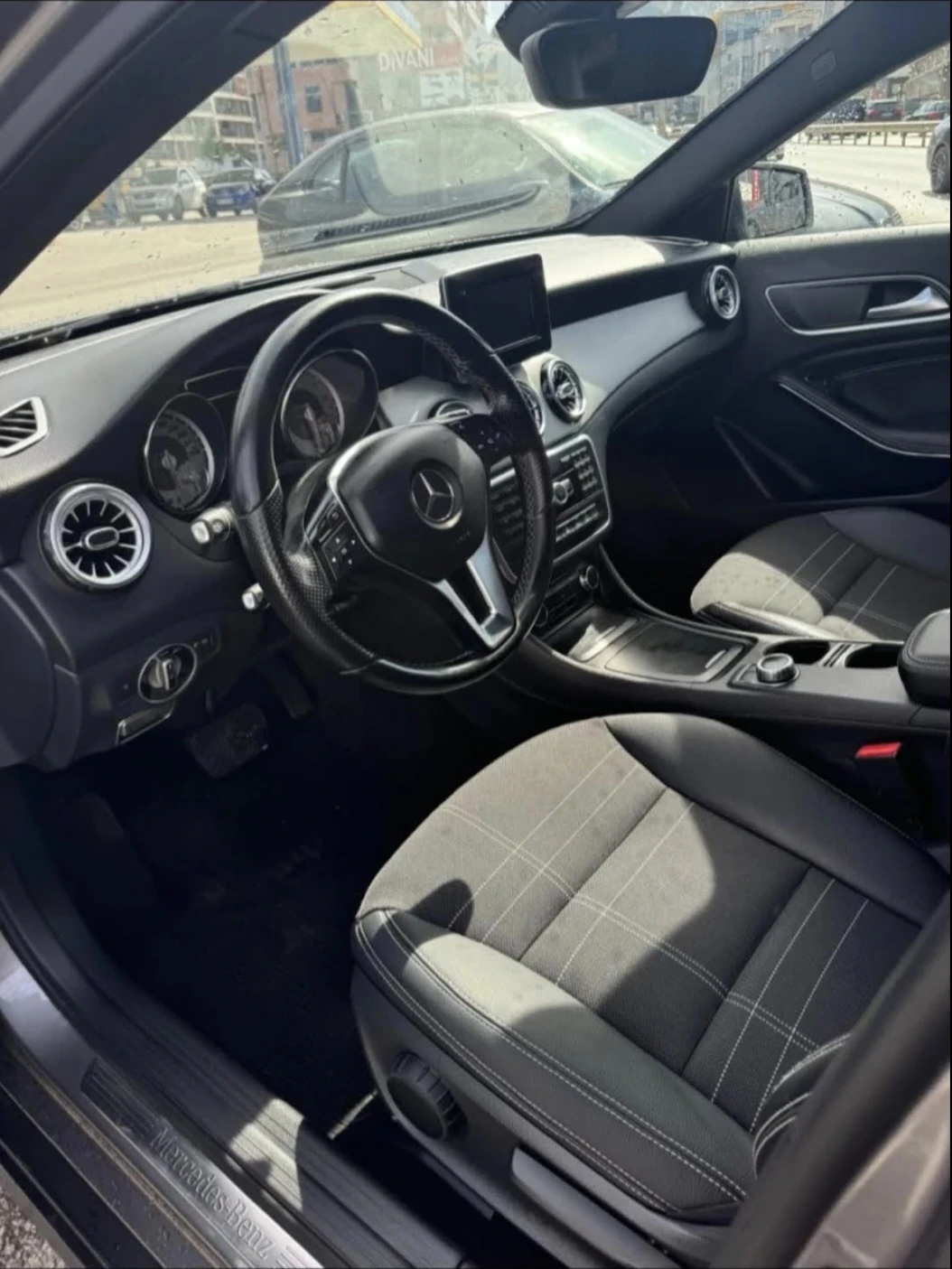 Mercedes-Benz GLA 200 ABTOMAT/NAVI/LED/CAMERA/EURO 6B - изображение 8