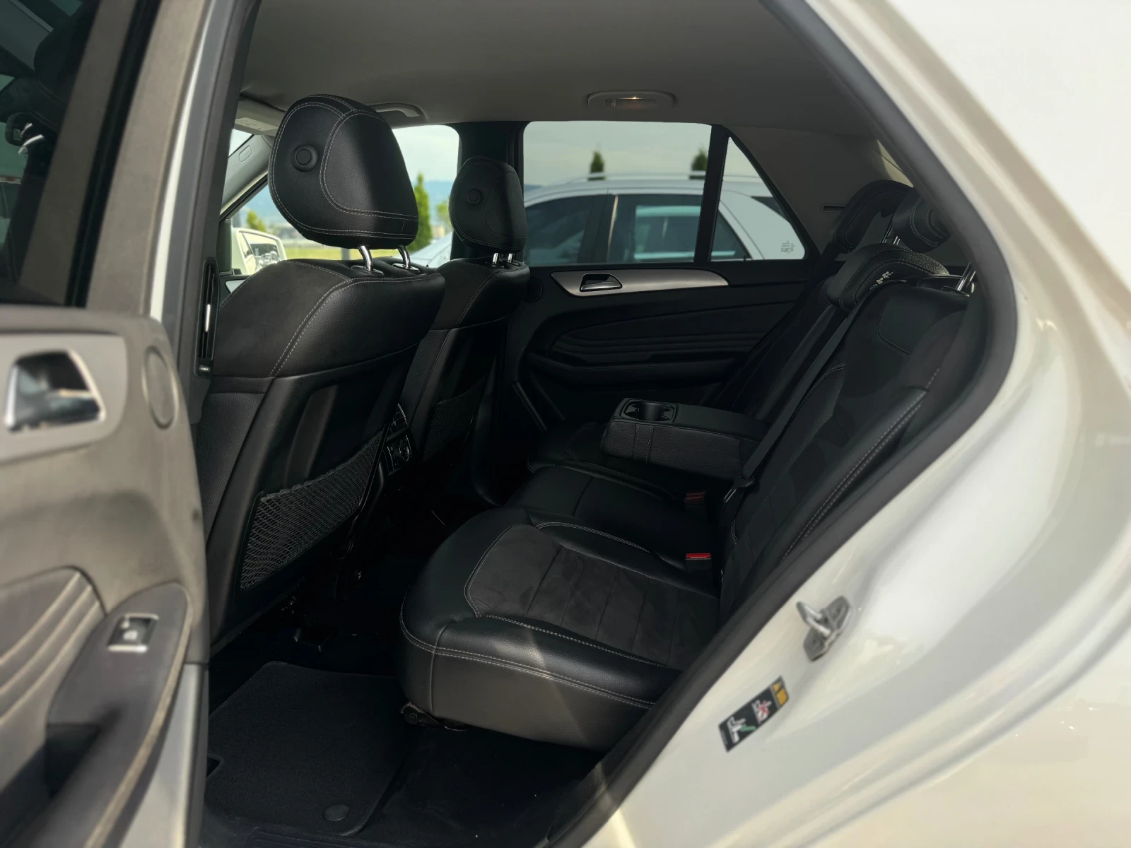 Mercedes-Benz ML 350 AMG 4MATIC  - изображение 10