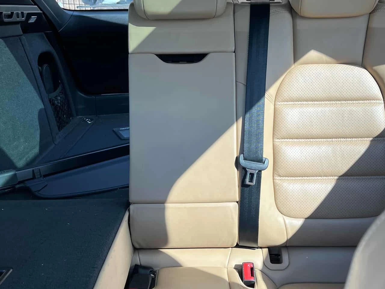 Porsche Macan * AWD* ОБДУХВАНЕ* ПАНОРАМА* ВИДЕО* , снимка 16 - Автомобили и джипове - 53780551