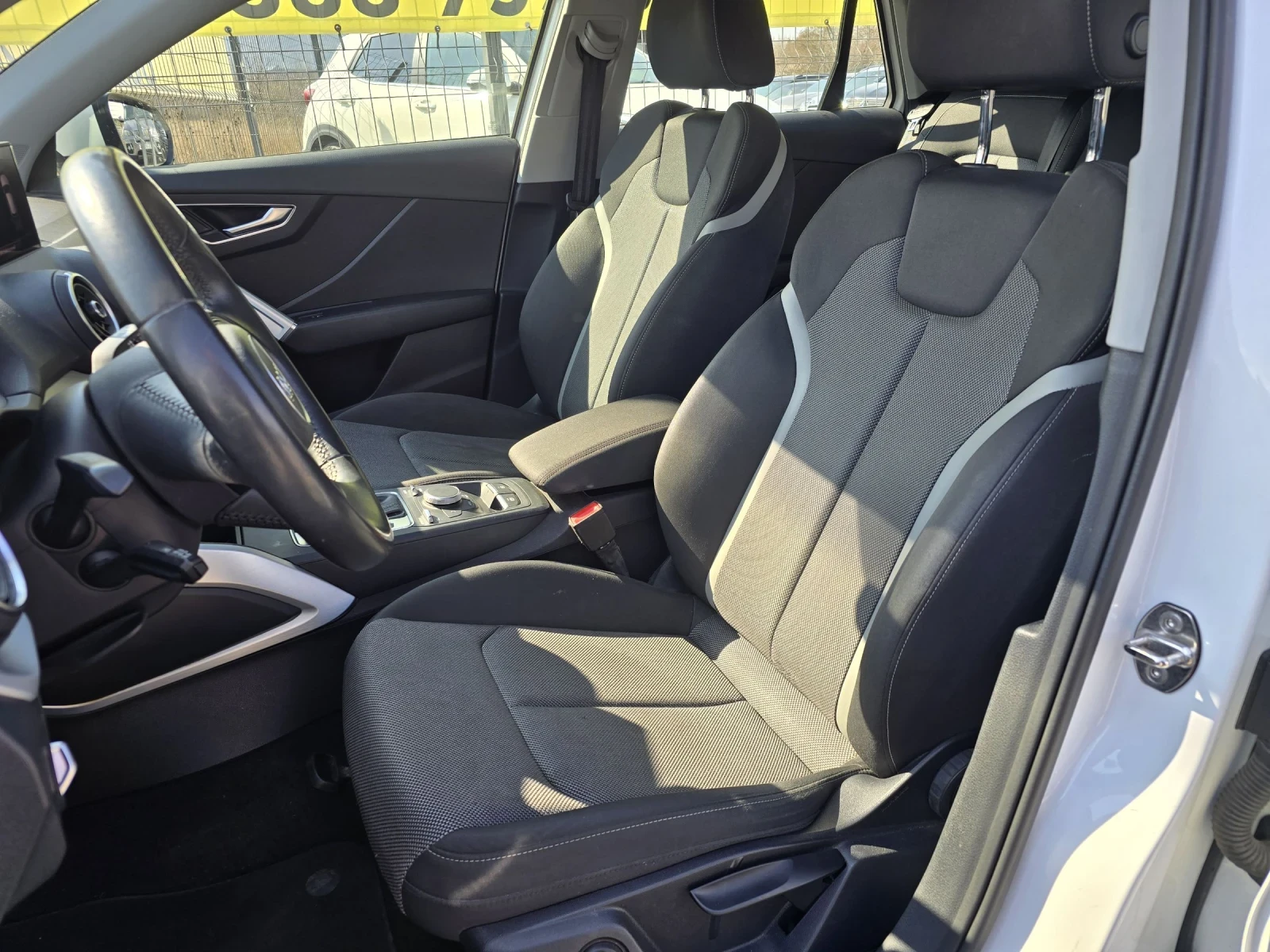 Audi Q2 SPORT/LED, снимка 8 - Автомобили и джипове - 53862516