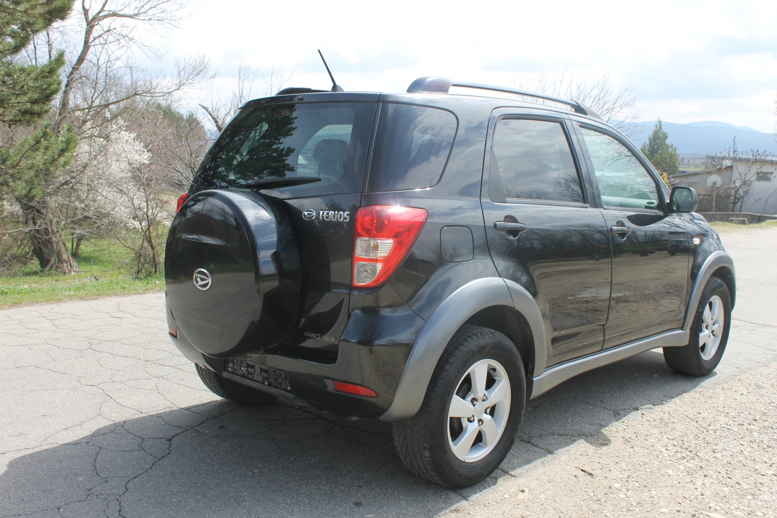 Daihatsu Terios 198000км., Италия, НОВ ВНОС, снимка 7 - Автомобили и джипове - 54041211