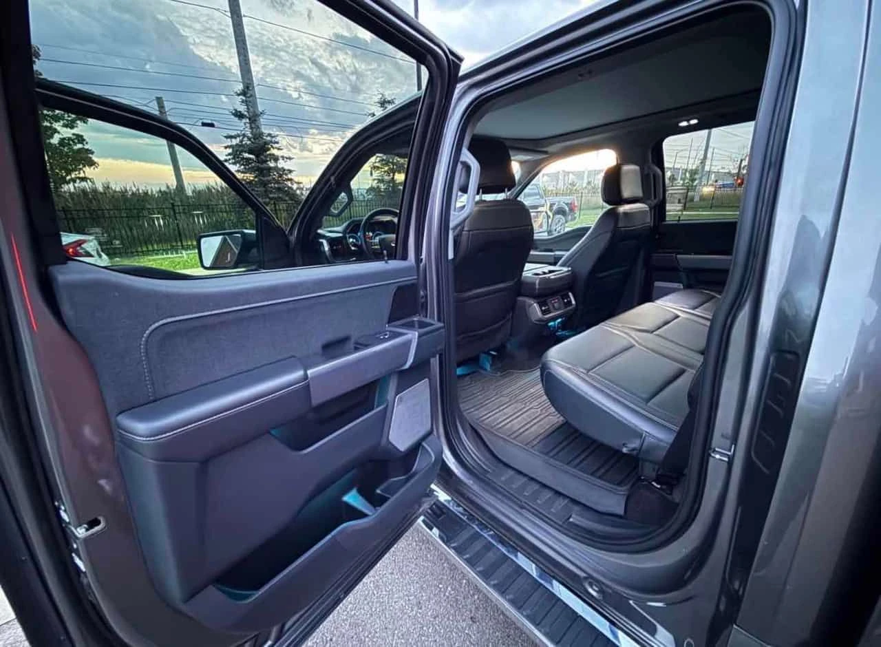 Ford F150 * LARIAT 4WD SuperCrew Box * , снимка 11 - Автомобили и джипове - 54112834