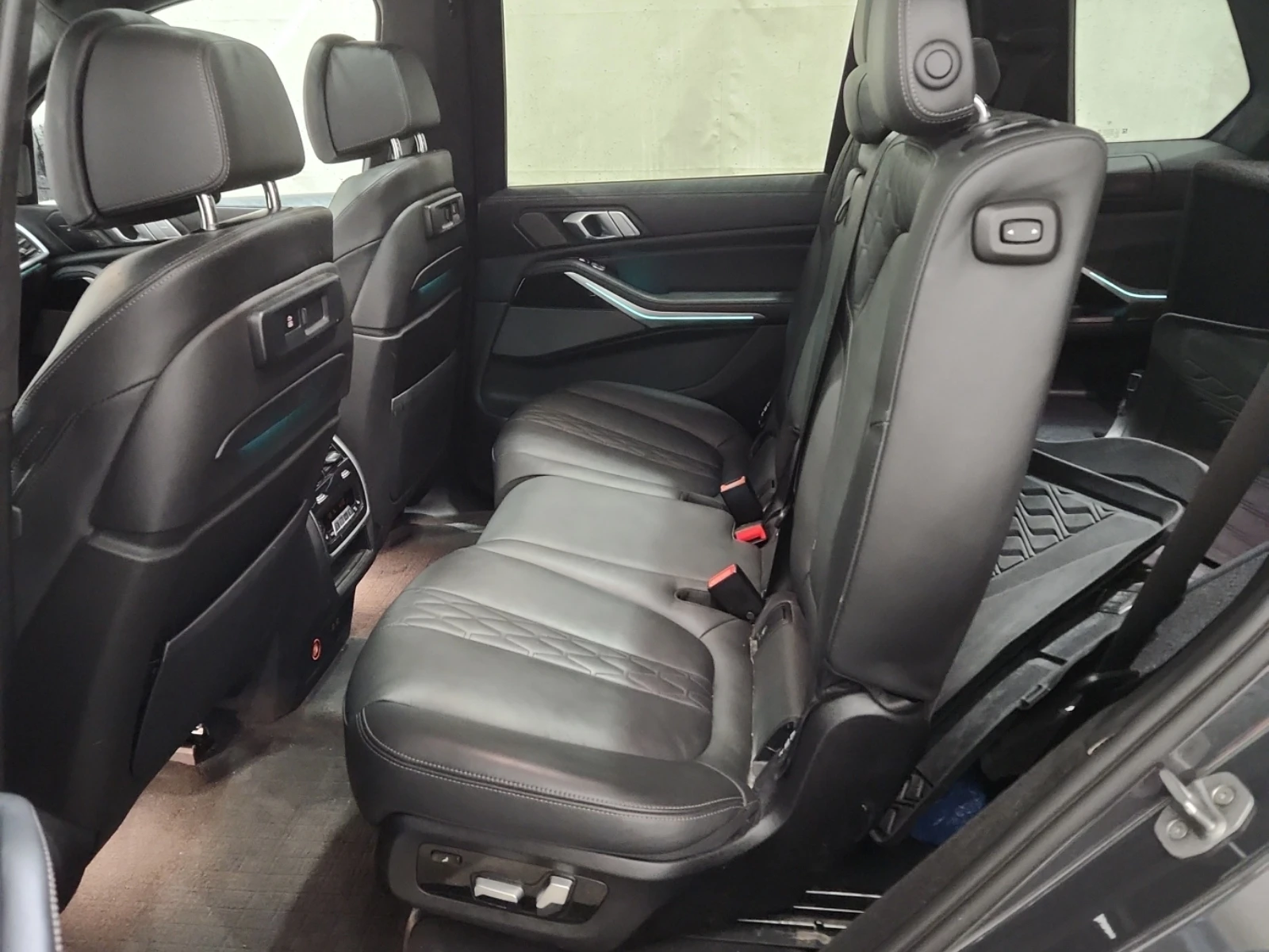 BMW X7  xDrive40i, снимка 17 - Автомобили и джипове - 54449391