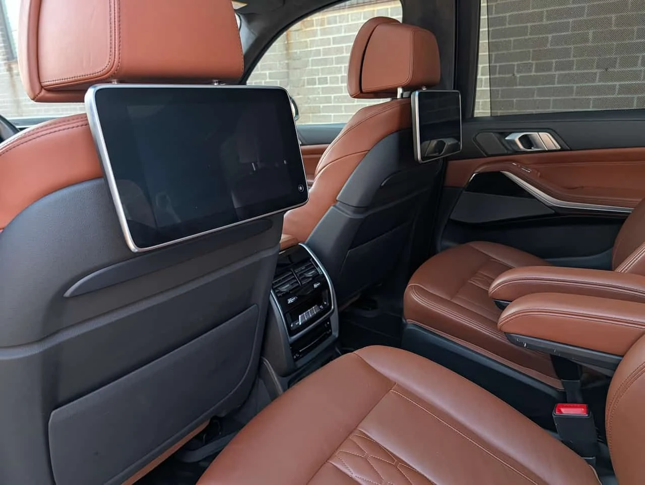 BMW X7 | МАСАЖИ | ОБДУХВАНЕ | HUD | ТЕЛЕВИЗОРИ | , снимка 14 - Автомобили и джипове - 54577634