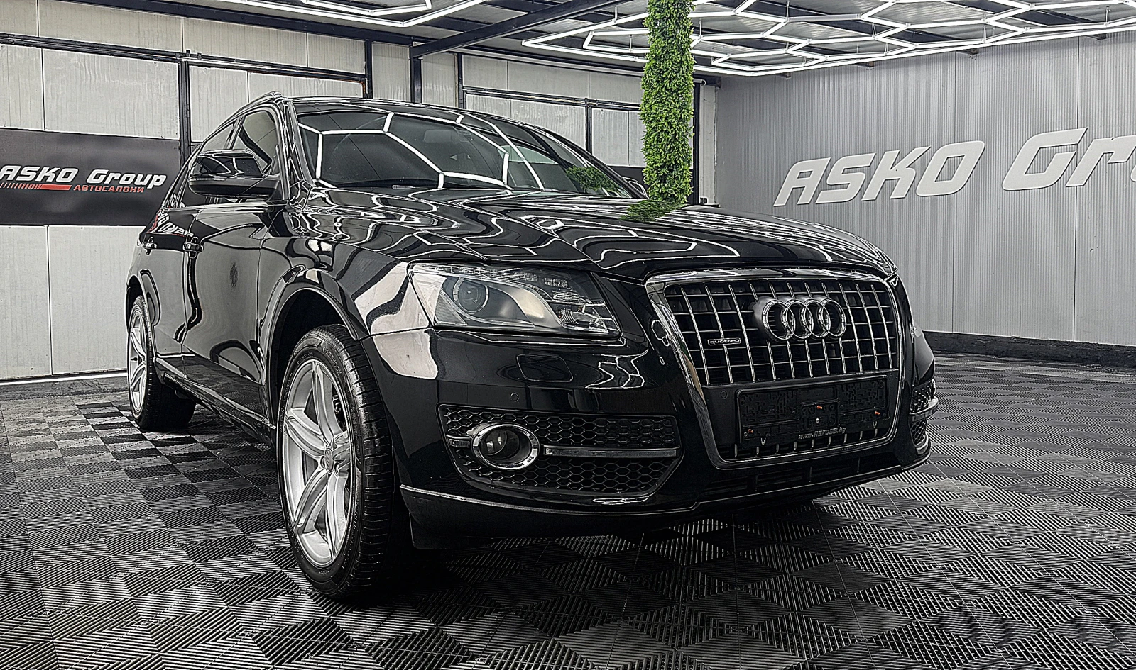 Audi Q5 S-LINE/F1/LED/NAVI/ TOP!!!СОБСТВЕН ЛИЗИНГ, снимка 3 - Автомобили и джипове - 54778893