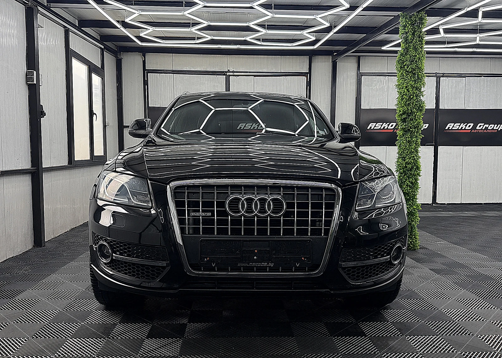 Audi Q5 S-LINE/F1/LED/NAVI/ TOP!!!СОБСТВЕН ЛИЗИНГ, снимка 2 - Автомобили и джипове - 54778893