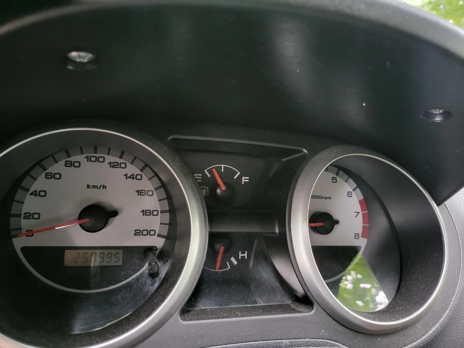Suzuki Ignis 1.3 Бензин / Газ , снимка 14 - Автомобили и джипове - 54899181