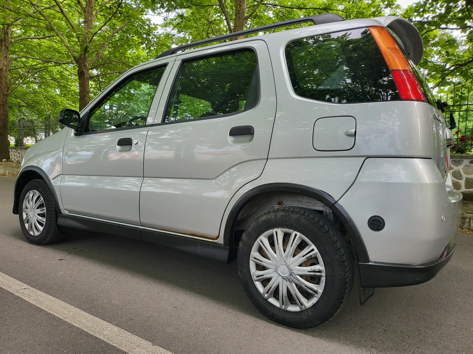 Suzuki Ignis 1.3 Бензин / Газ , снимка 6 - Автомобили и джипове - 54899181