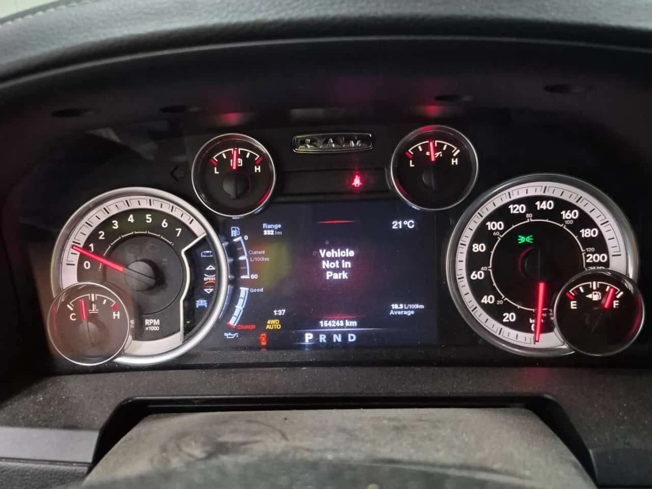 Dodge RAM 1500 * SPORT CREW CAB SHORT BED * CARFAX * , снимка 7 - Автомобили и джипове - 55350332