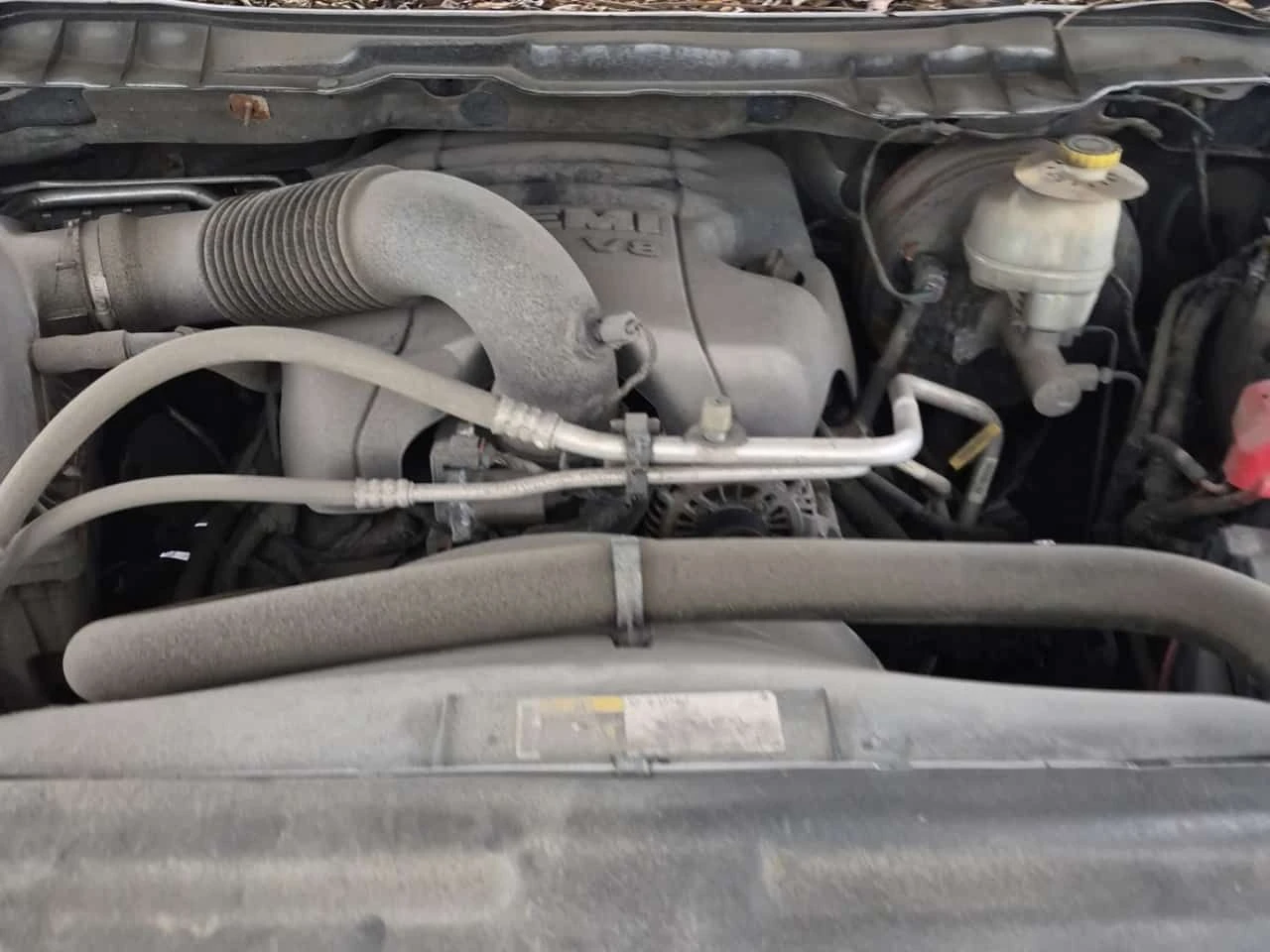 Dodge RAM 1500 * SPORT CREW CAB SHORT BED * CARFAX * , снимка 14 - Автомобили и джипове - 55350332